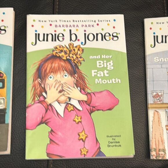 June B. Jones Book Bundle. 7 books. Books 1,3,4,6,7,8,28.  Ages 6-9. Chapter​ - Picture 3 of 8